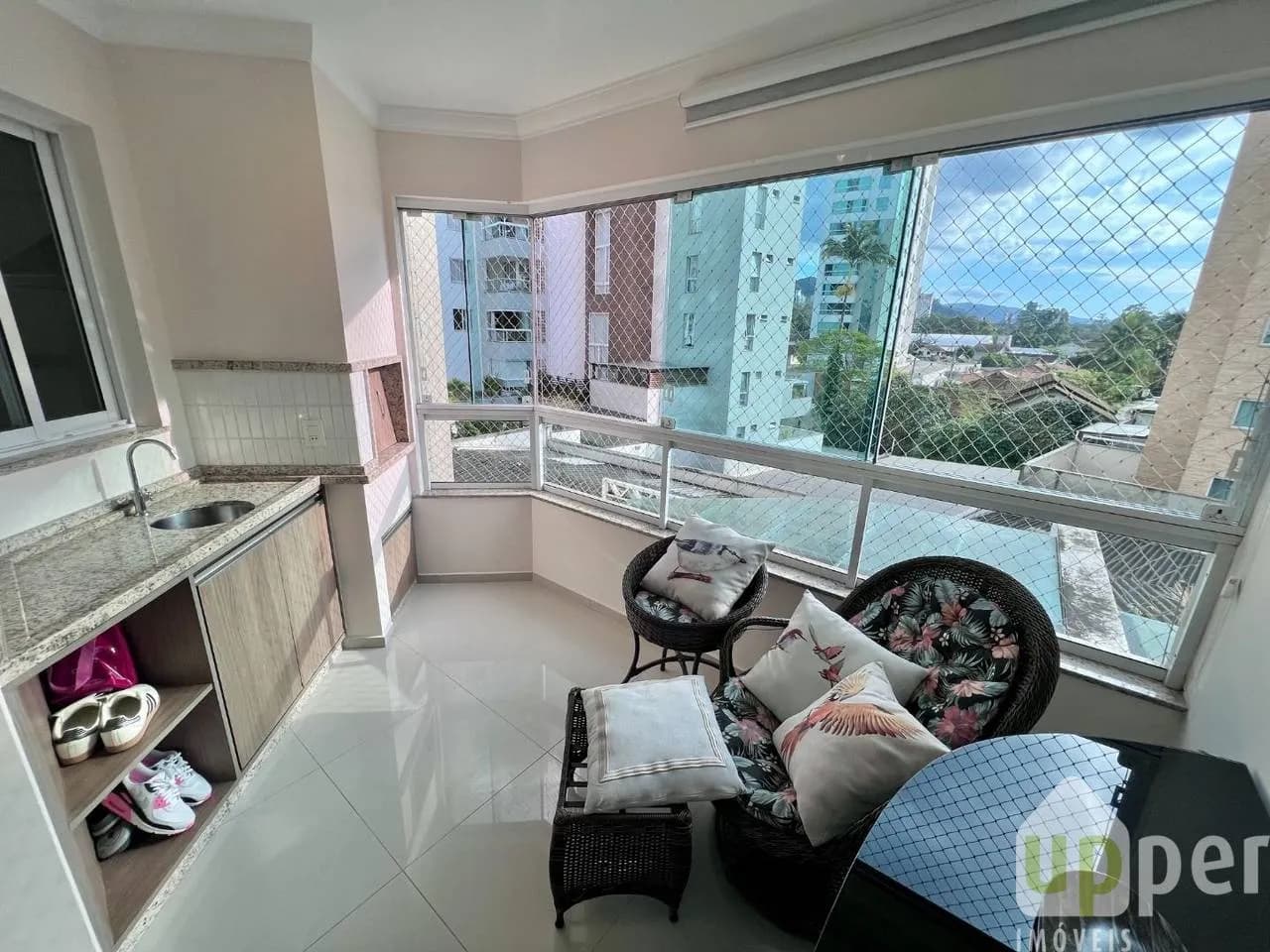Apartamento à venda com 2 quartos, sendo 1 suíte, 1 vaga, 74m² na região do bairro Velha, próximo à Rua Princesa Izabel, Blumenau