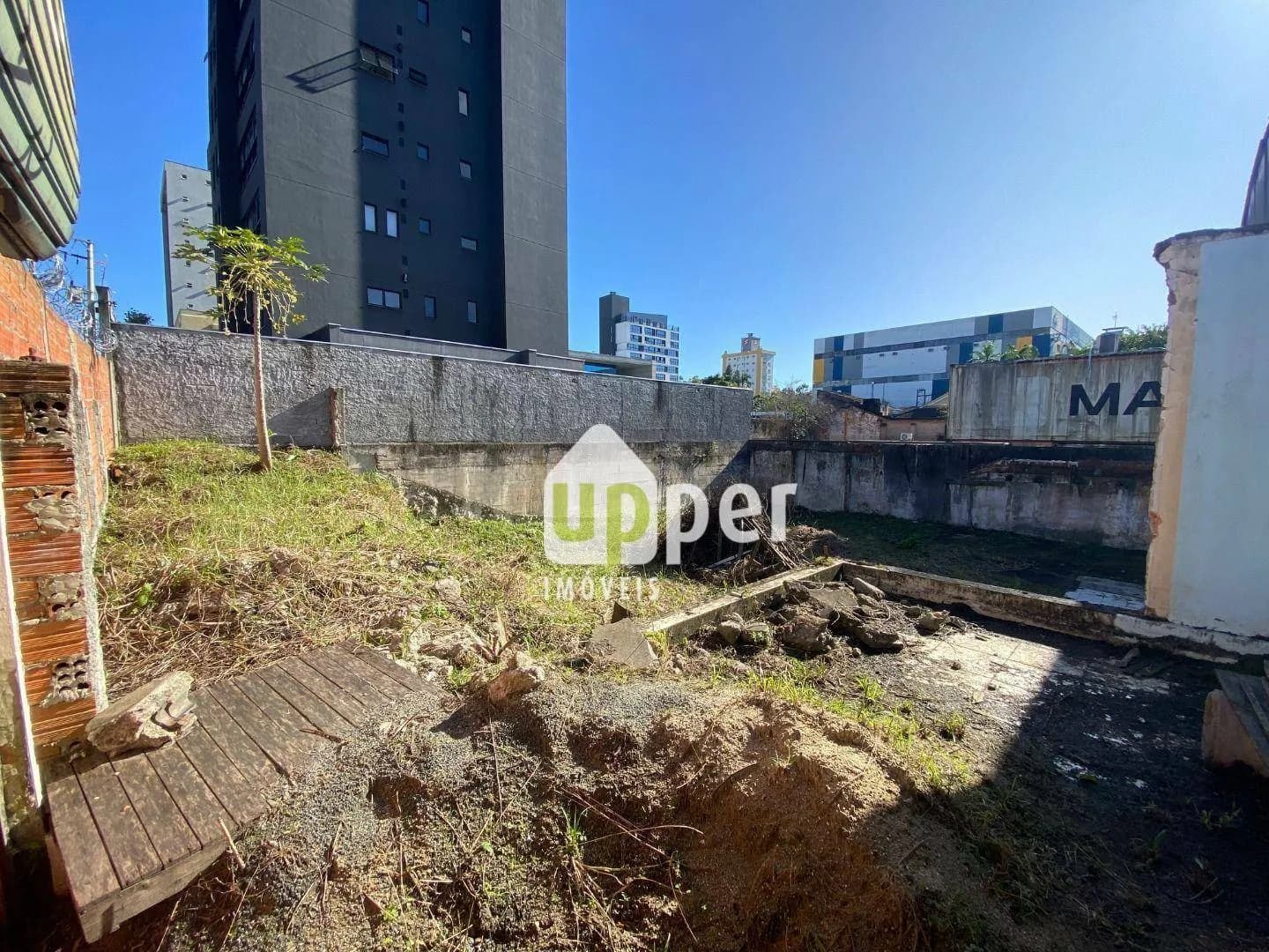 Terreno à venda, 337m² na região do bairro Itoupava Seca, próximo à Rua Walter Berner, Blumenau