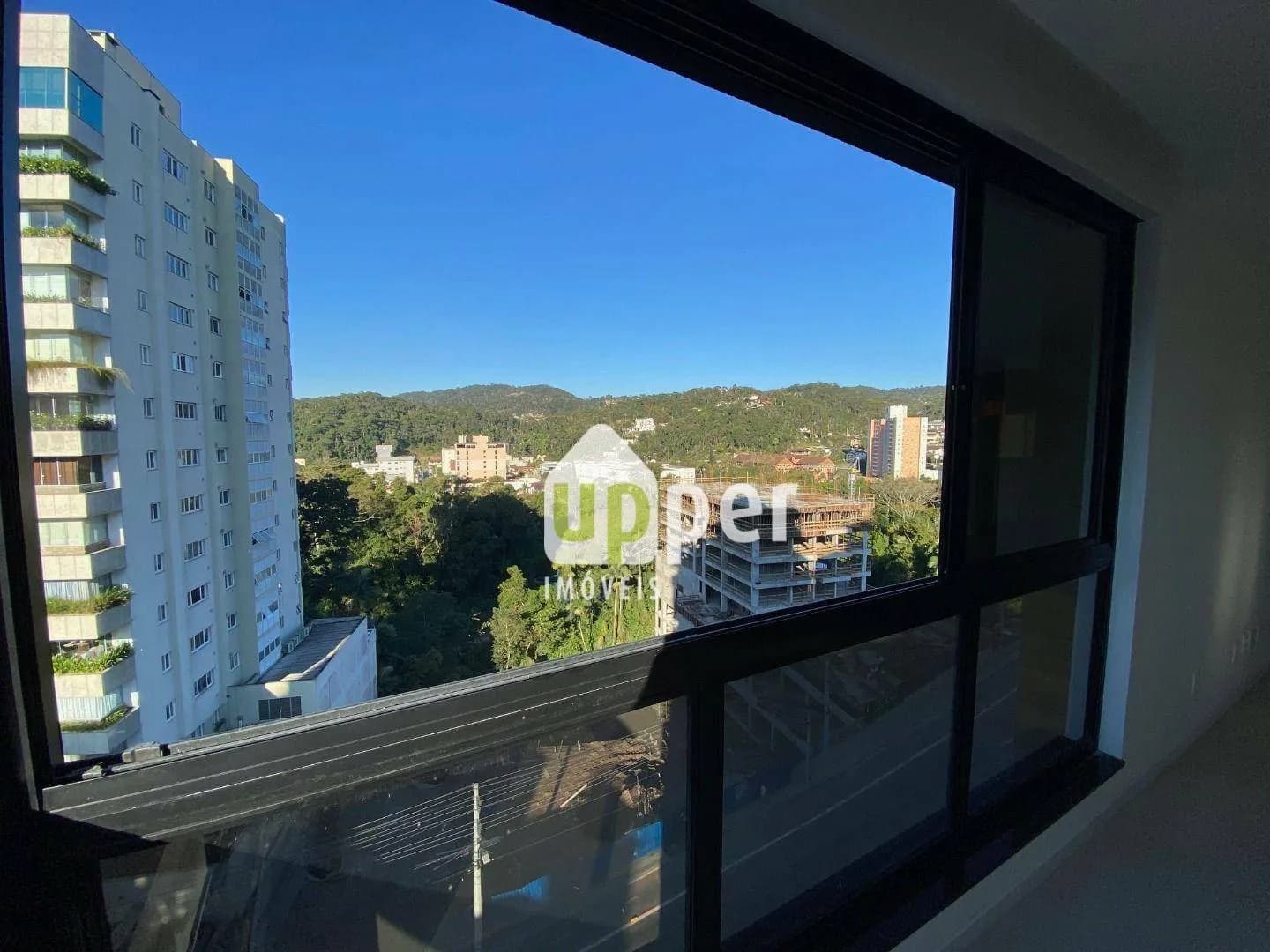 Apartamento à venda com 3 quartos, sendo 3 suítes, 2 vagas, 95m² na região do bairro Jardim Blumenau, próximo à Rua Pastor Stutzer, Blumenau