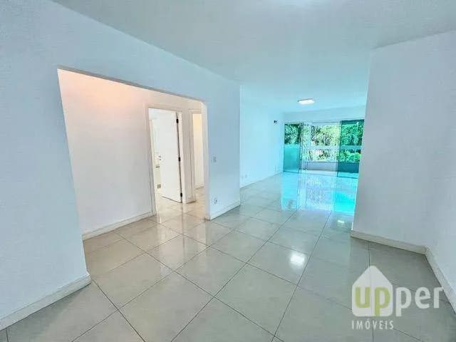 Apartamento à venda com 3 quartos, sendo 3 suítes, 2 vagas, 119m² na região do bairro Jardim Blumenau, próximo à Rua Pastor Stutzer, Blumenau