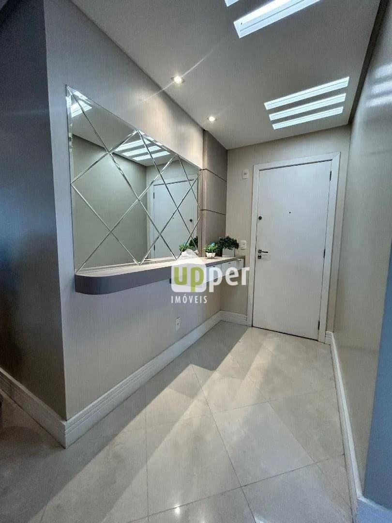 Apartamento à venda com 3 quartos, sendo 1 suíte, 2 vagas, 97m² na região do bairro Vila Nova, próximo à Rua Almirante Barroso, Blumenau