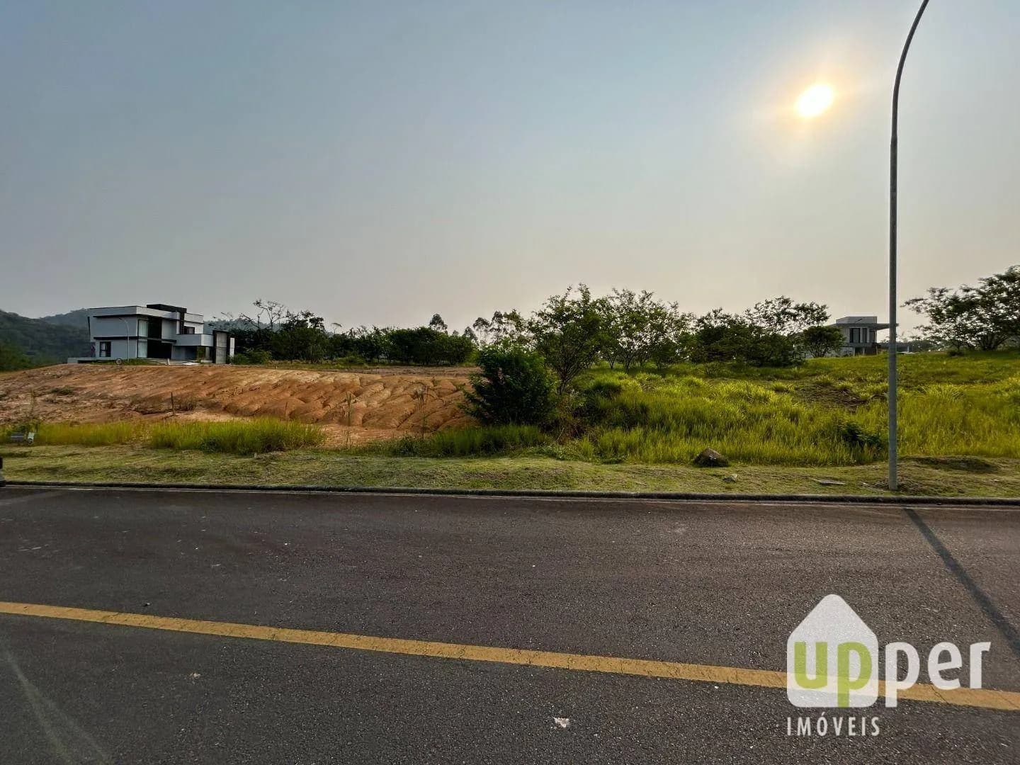 Terreno à venda, 375m² na região do bairro Ponta Aguda, próximo à Rua Silvano Cândido da Silva Sênior, Blumenau
