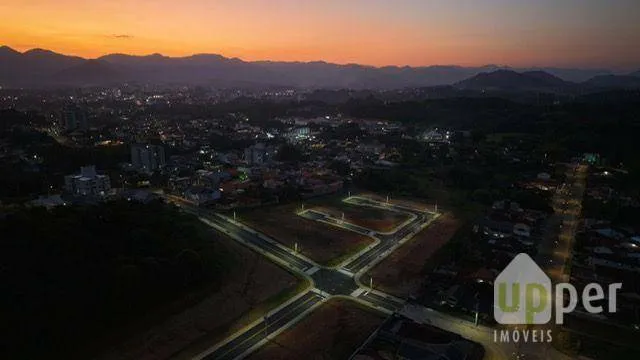 Terreno à venda, 300m² no Quintino, Timbó