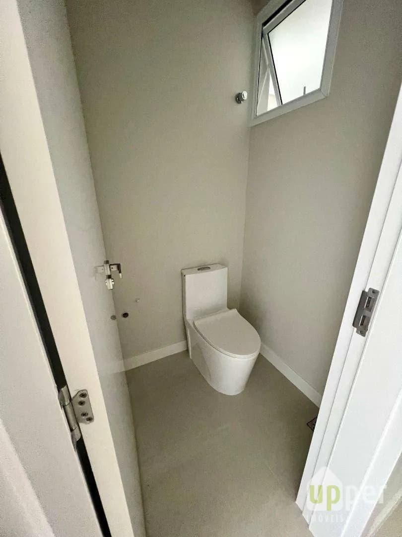 Apartamento à venda com 3 quartos, sendo 3 suítes, 2 vagas, 108m² na região do bairro Velha, próximo à Rua Humberto de Campos, Blumenau