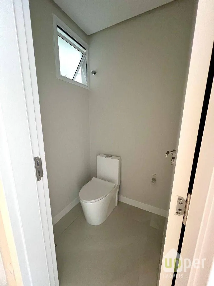 Apartamento à venda com 3 quartos, sendo 3 suítes, 2 vagas, 110m² na região do bairro Velha, próximo à Rua Humberto de Campos, Blumenau