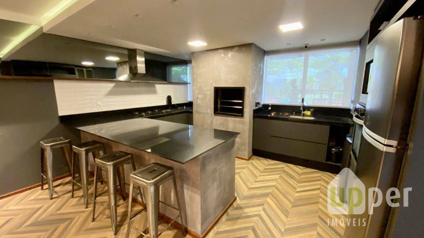 Apartamento à venda com 2 quartos, sendo 1 suíte, 2 vagas, 81m² na região do bairro Vila Nova, próximo à Rua Almirante Barroso, Blumenau