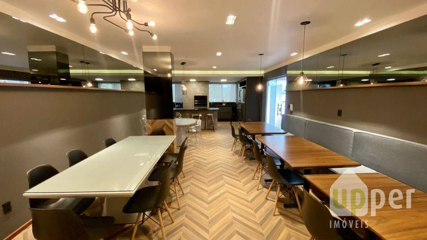 Apartamento à venda com 2 quartos, sendo 1 suíte, 2 vagas, 81m² na região do bairro Vila Nova, próximo à Rua Almirante Barroso, Blumenau