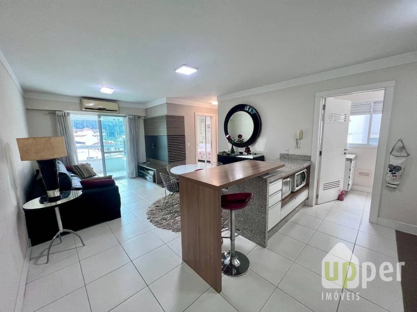 Apartamento à venda com 2 quartos, sendo 1 suíte, 2 vagas, 77m² na região do bairro Victor Konder, próximo à Rua Heinrich Hosang, Blumenau